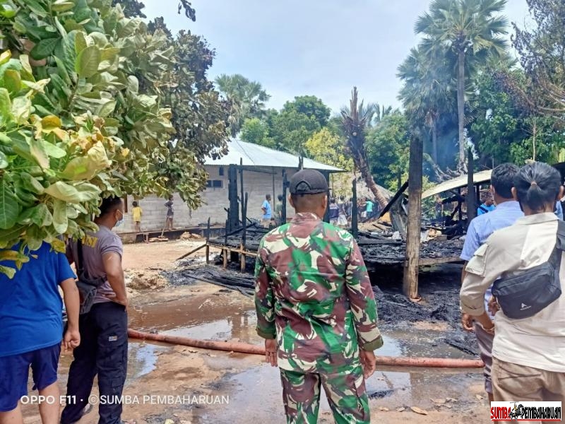 SEBUAH RUMAH MILIK WARGA LUDES TERBAKAR